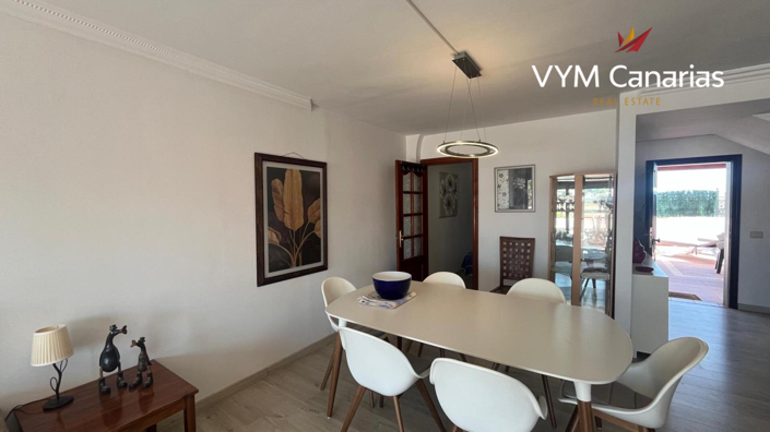 Image No.18-3 Bed Townhouse for sale