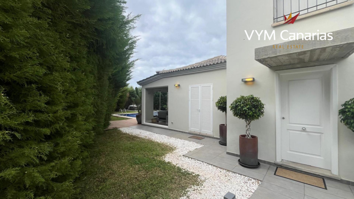 Image No.3-4 Bed Villa for sale