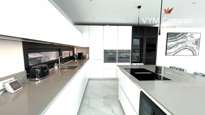 Image No.24-3 Bed Villa for sale