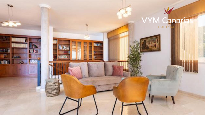Image No.10-7 Bed Villa for sale