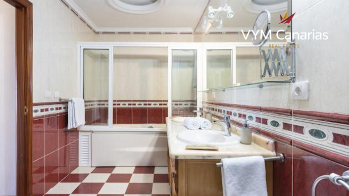 Image No.43-7 Bed Villa for sale