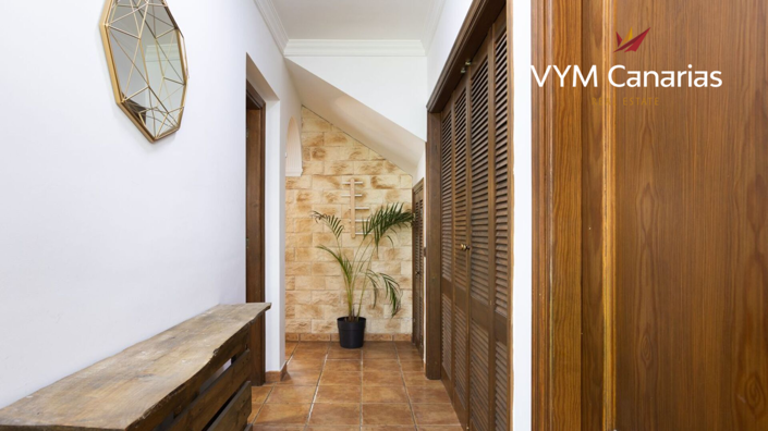 Image No.26-4 Bed Townhouse for sale