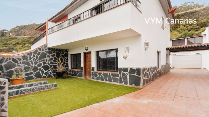 Image No.40-4 Bed Townhouse for sale