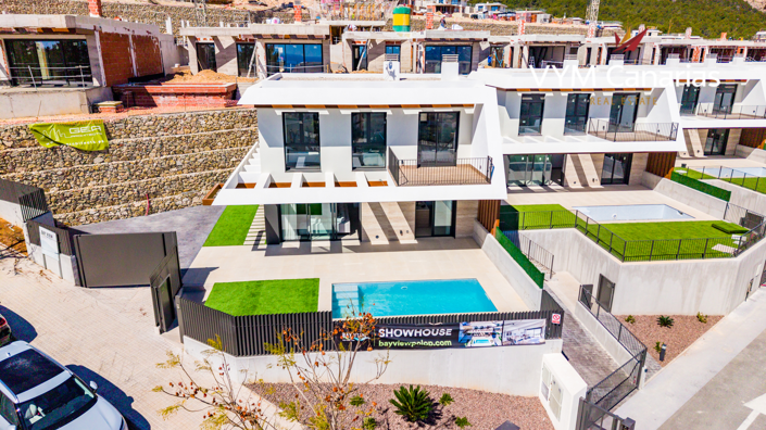 Image No.35-3 Bed Villa for sale