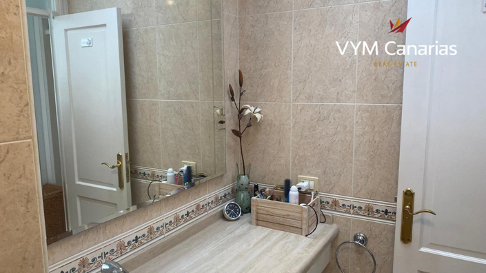 Image No.17-2 Bed Townhouse for sale