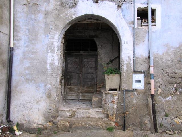 Image No.2-3 Bed Townhouse for sale