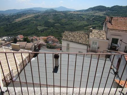 Image No.20-3 Bed Townhouse for sale