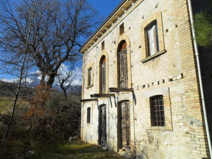 Image No.3-3 Bed Country House for sale