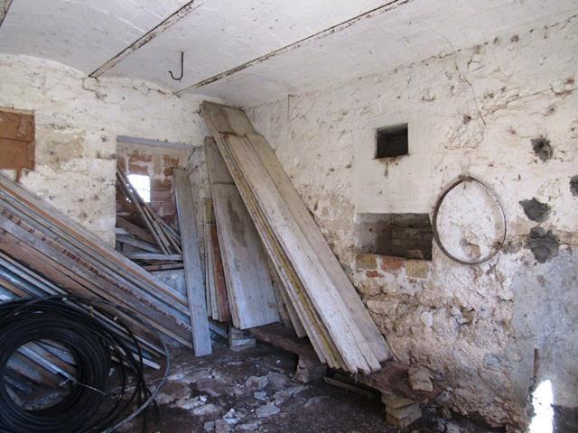 Image No.10-3 Bed Country House for sale