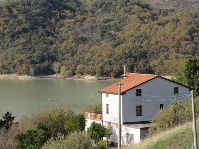 Image No.2-6 Bed Villa / Detached for sale