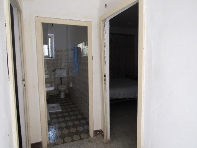 Image No.12-6 Bed Villa / Detached for sale