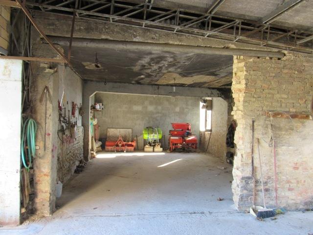 Image No.9-9 Bed Farmhouse for sale