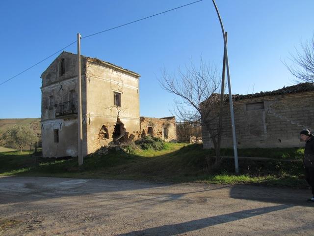 Image No.12-1 Bed Country House for sale