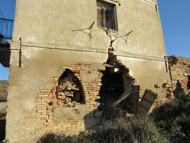 Image No.13-1 Bed Country House for sale