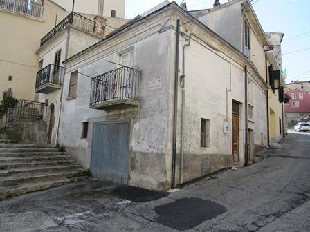 Image No.3-3 Bed Townhouse for sale