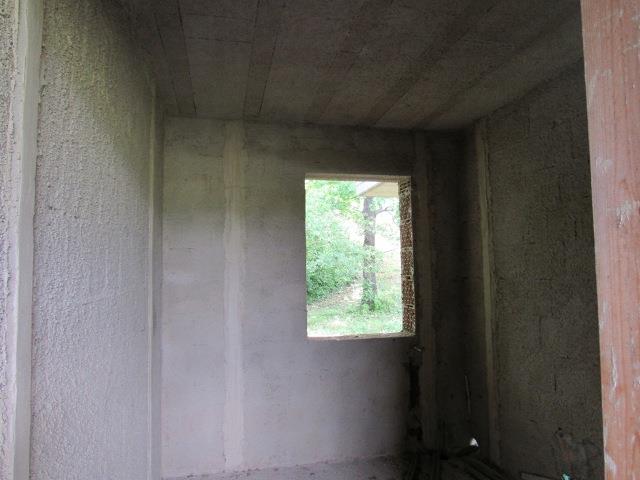 Image No.17-2 Bed Country House for sale