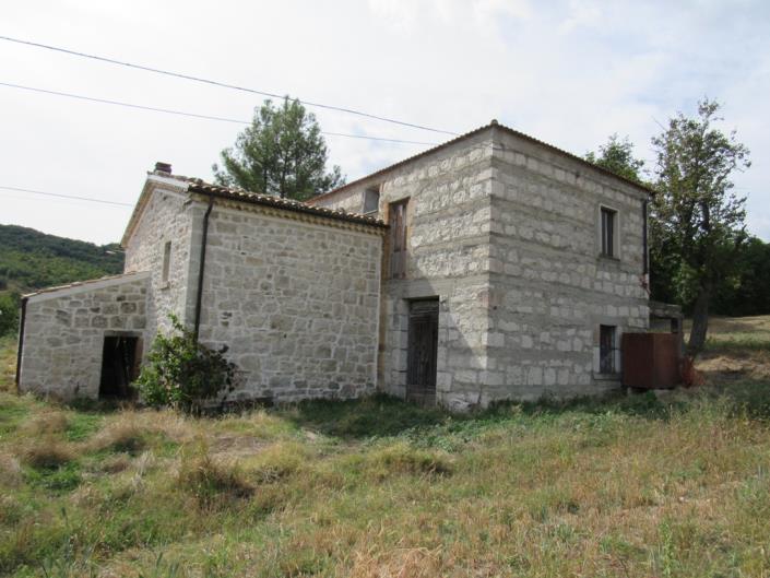 Image No.2-4 Bed Country House for sale