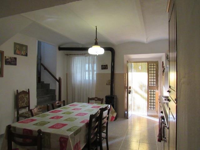 Image No.1-2 Bed Country House for sale
