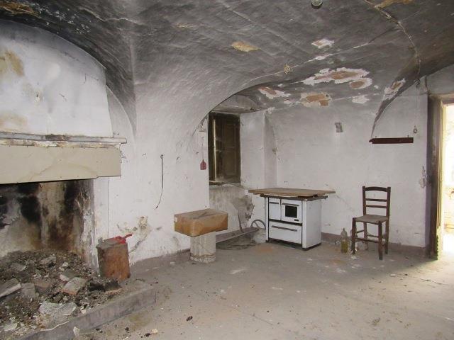 Image No.5-5 Bed Townhouse for sale