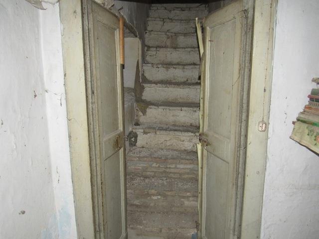 Image No.9-5 Bed Townhouse for sale