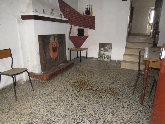 Image No.14-5 Bed Townhouse for sale