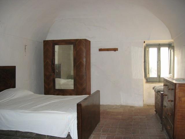 Image No.26-5 Bed Townhouse for sale