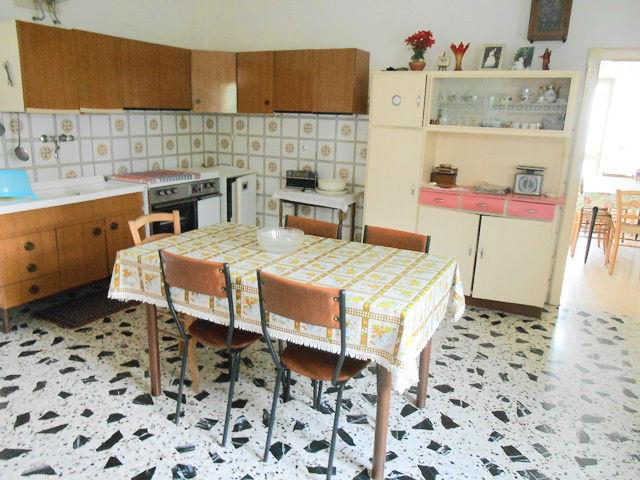 Image No.14-3 Bed Country House for sale