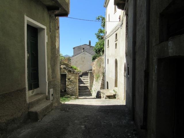 Image No.10-1 Bed Apartment for sale