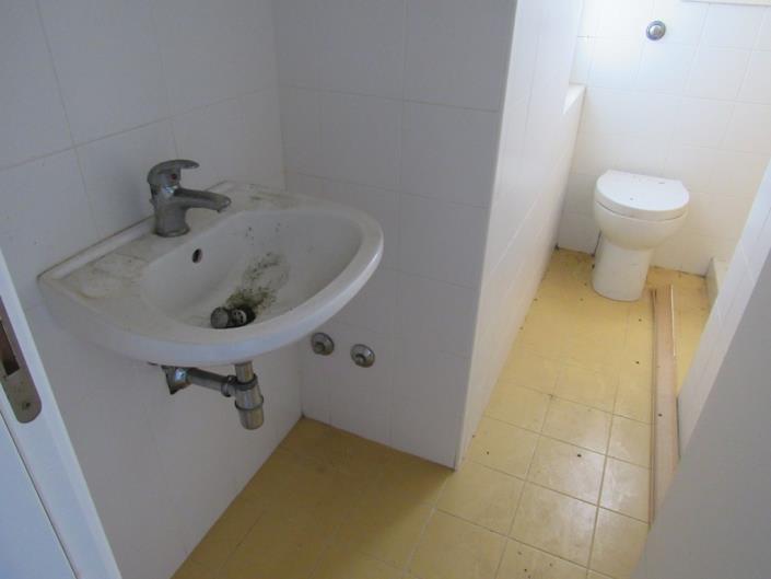 Image No.9-1 Bed Country Property for sale