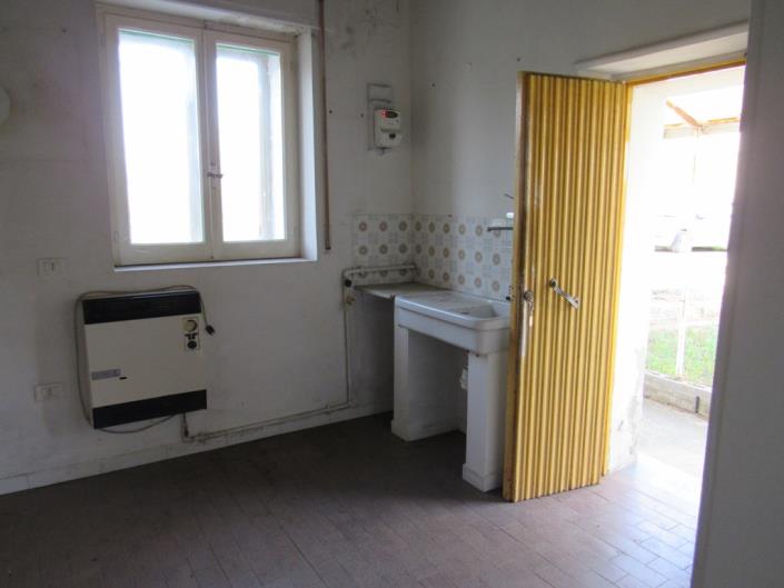 Image No.14-1 Bed Country Property for sale