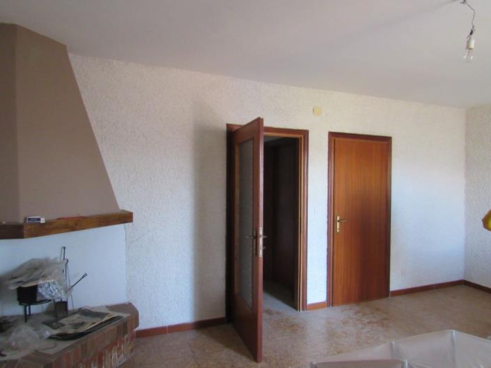 Image No.9-2 Bed Townhouse for sale