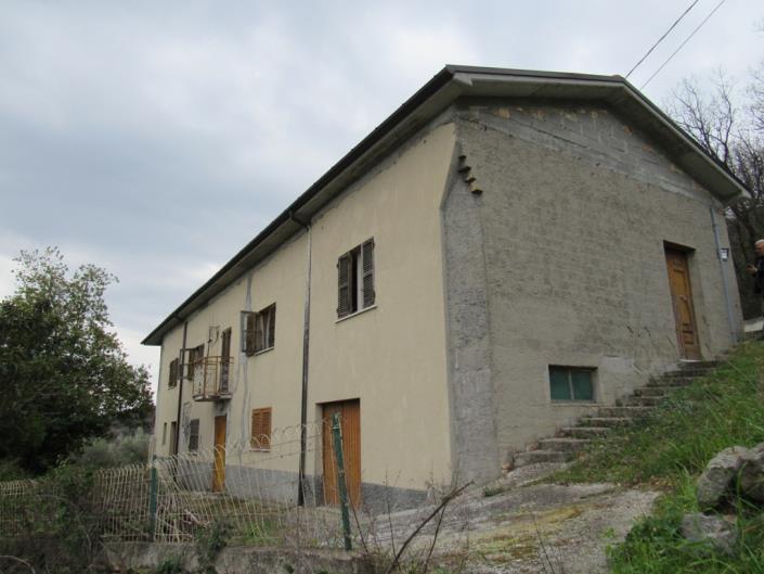 Image No.1-3 Bed Townhouse for sale