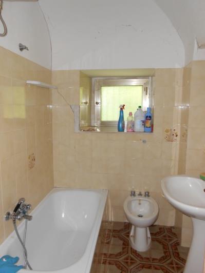 Image No.11-3 Bed Country House for sale