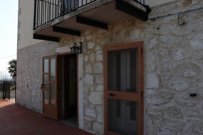 Image No.5-5 Bed Townhouse for sale