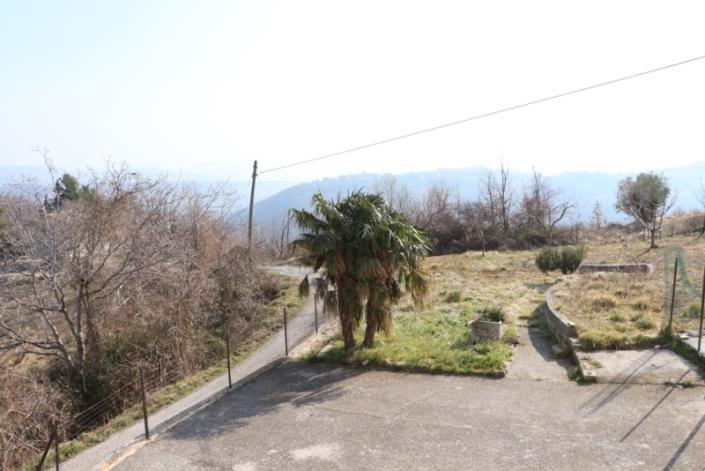 Image No.8-5 Bed Townhouse for sale