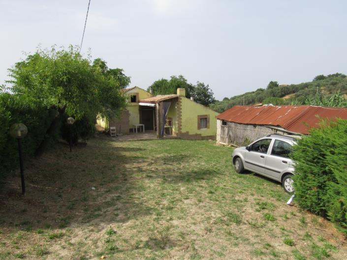 Image No.3-2 Bed Townhouse for sale