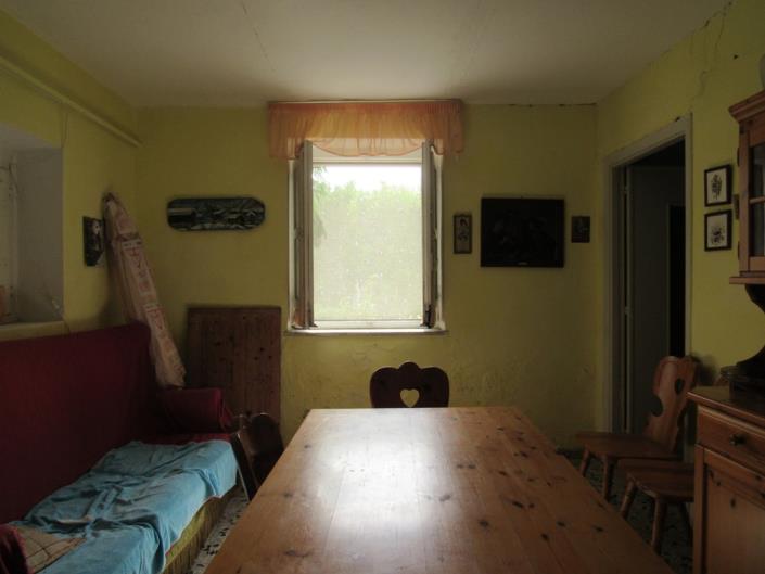 Image No.11-2 Bed Townhouse for sale