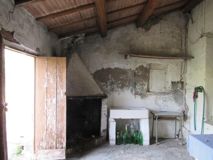 Image No.13-2 Bed Townhouse for sale