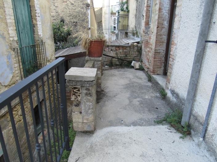 Image No.9-3 Bed Townhouse for sale