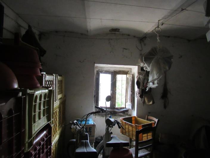 Image No.6-2 Bed Country House for sale