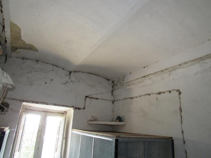 Image No.7-2 Bed Country House for sale