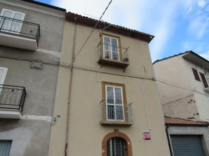 Image No.2-3 Bed Townhouse for sale