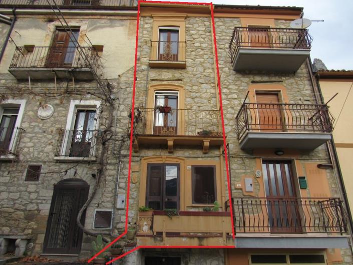 Image No.3-4 Bed Townhouse for sale