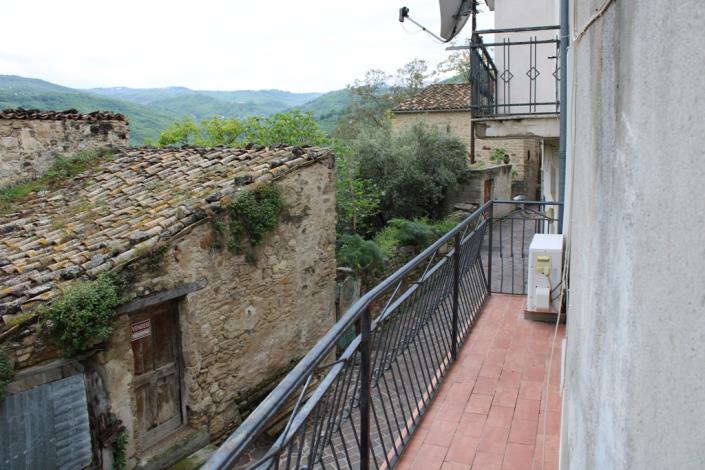 Image No.3-Maison de ville de 4 chambres à vendre à Roccascalegna