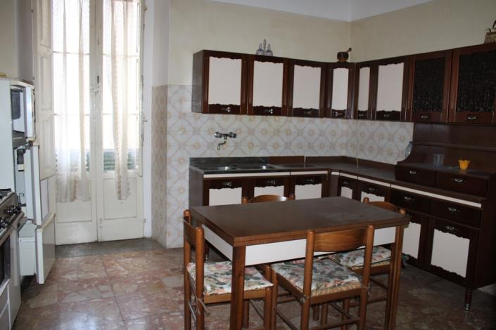 Image No.7-3 Bed Townhouse for sale