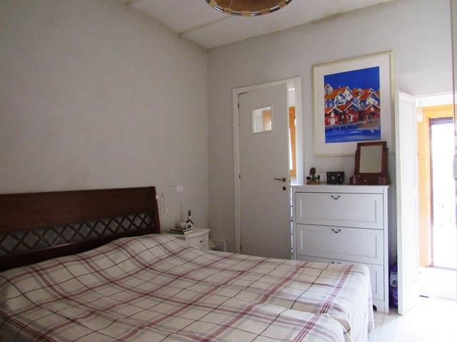 Image No.10-2 Bed Townhouse for sale