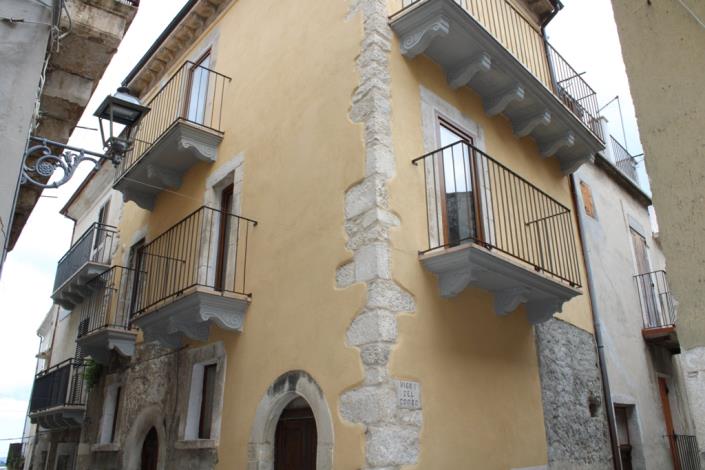 Image No.3-4 Bed Townhouse for sale