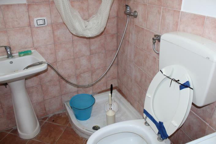 Image No.8-2 Bed Townhouse for sale