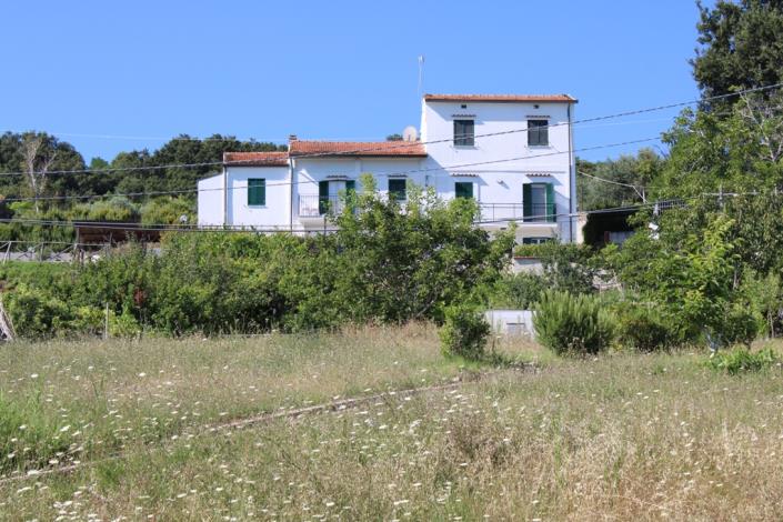 Image No.2-Propriété de pays de 8 chambres à vendre à Torino di Sangro