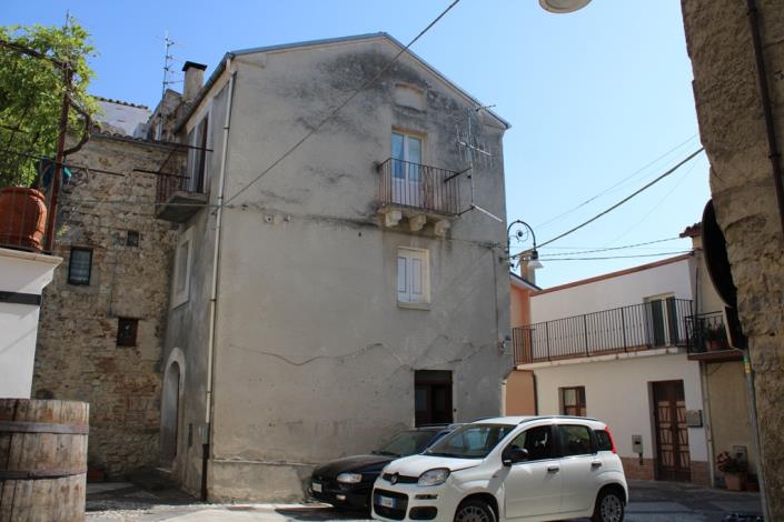 Image No.2-Maison de ville de 2 chambres à vendre à Perano